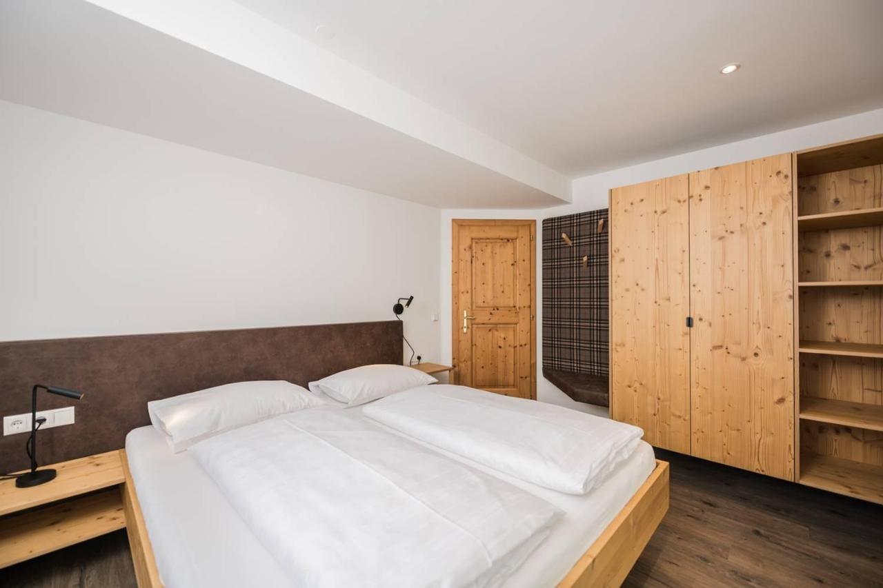 Appartments Markus Kofler Sexten Room photo